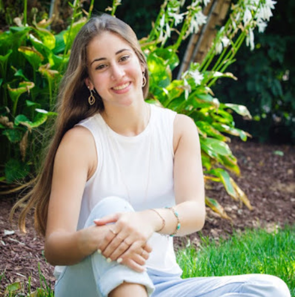 Meet your Posher, Natalie